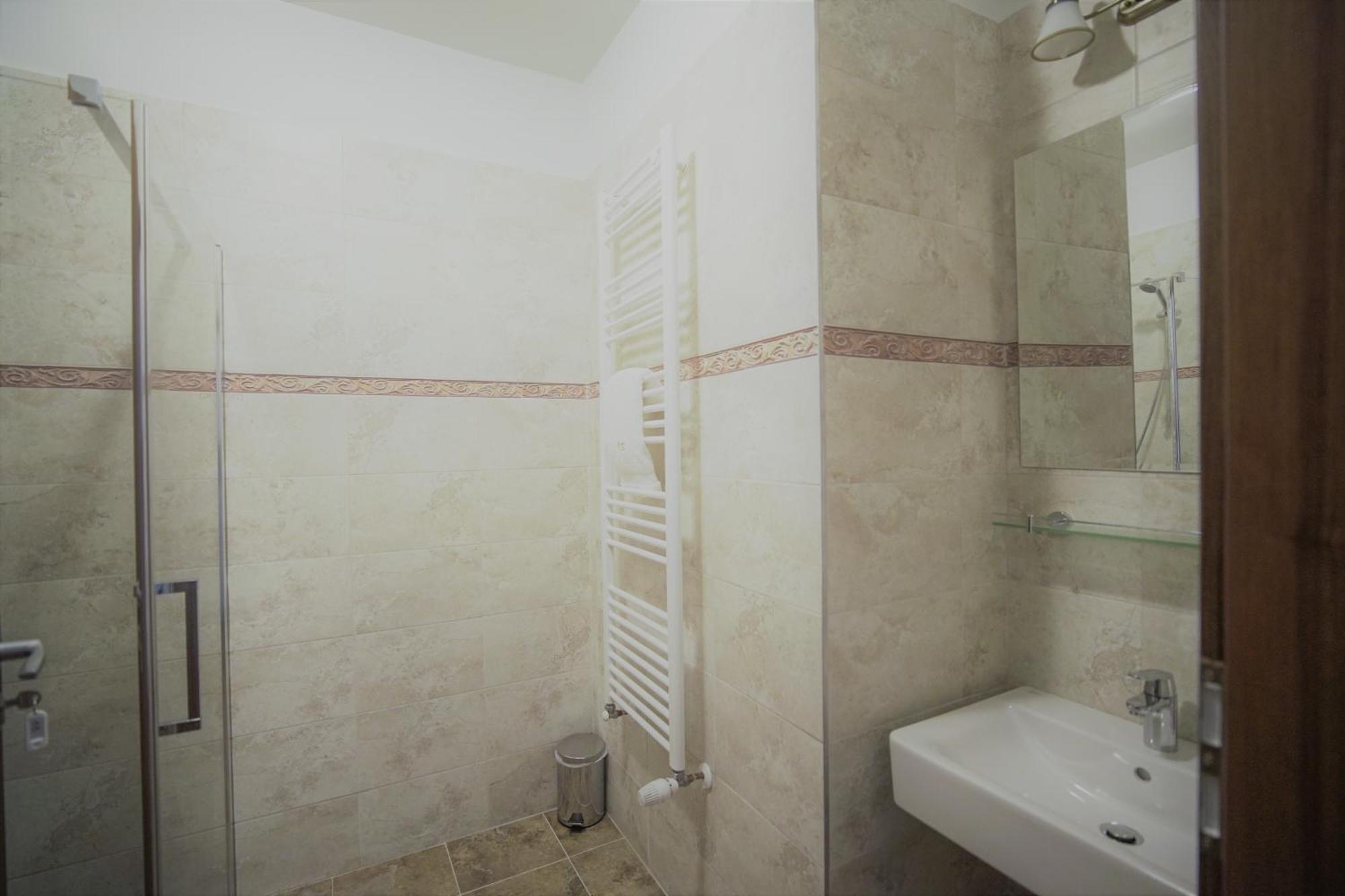 La Curtea Domneasca Hotell Piatra Neamţ Rom bilde